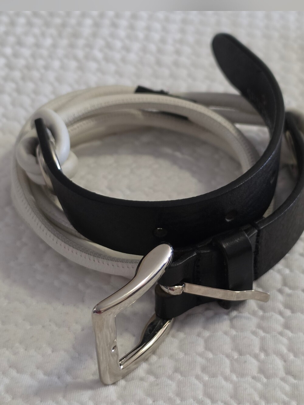 NWOT. Seventy  Leather belt.